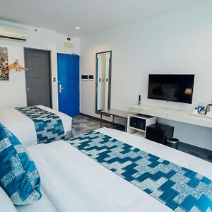 Stacia Hotel